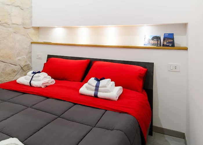 Mare E Luci Apartment *